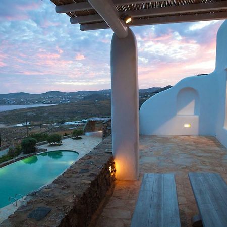 3 Bedroom Cycladic Villa Lia Kalafatis Luaran gambar