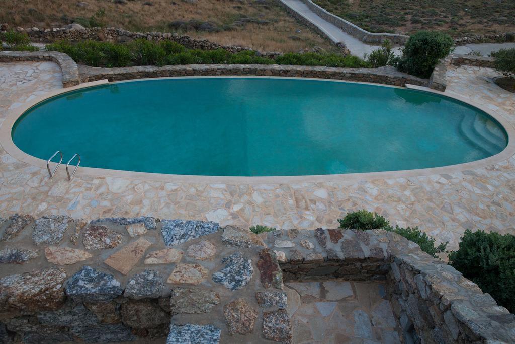 3 Bedroom Cycladic Villa Lia Kalafatis Luaran gambar